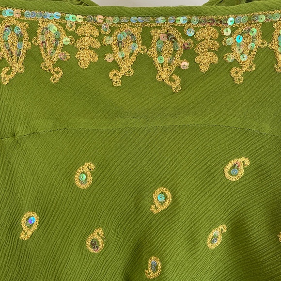 💚 WD-NY SILK CAMISOLE - Picture 8 of 15